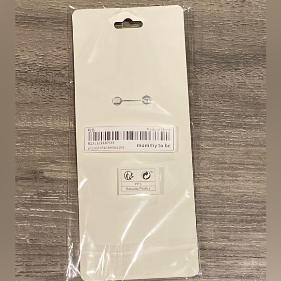 Mommy & Daddy To Be ribbon pins for girl (pink) - Picture 4 of 9